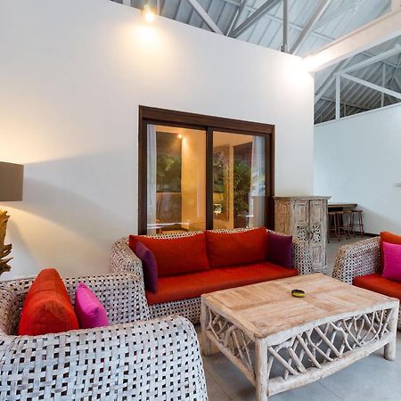 Villa Camelia Seminyak  Luaran gambar