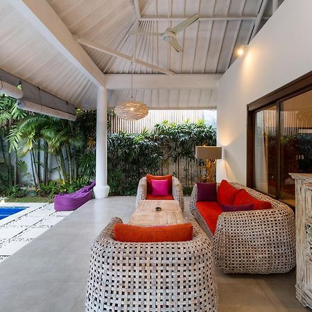 Villa Camelia Seminyak  Luaran gambar