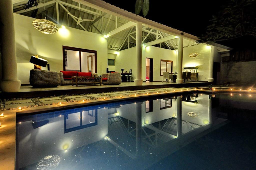 Villa Camelia Seminyak  Luaran gambar