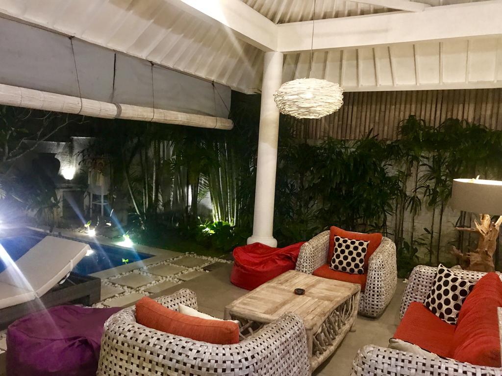 Villa Camelia Seminyak  Luaran gambar