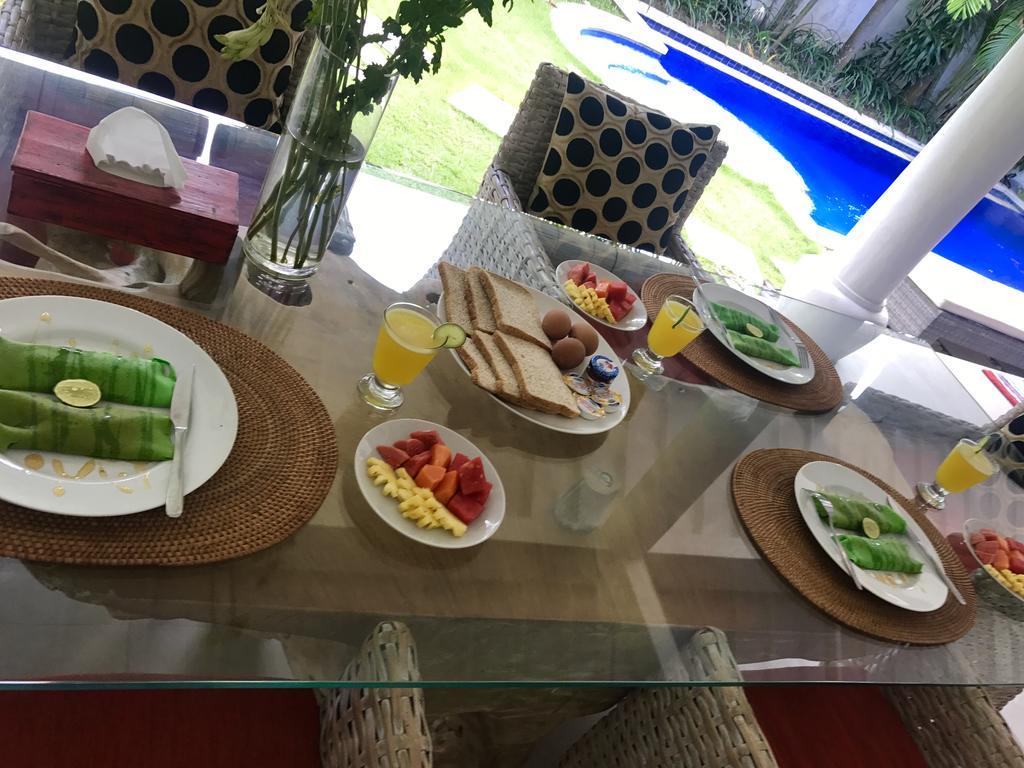 Villa Camelia Seminyak  Luaran gambar