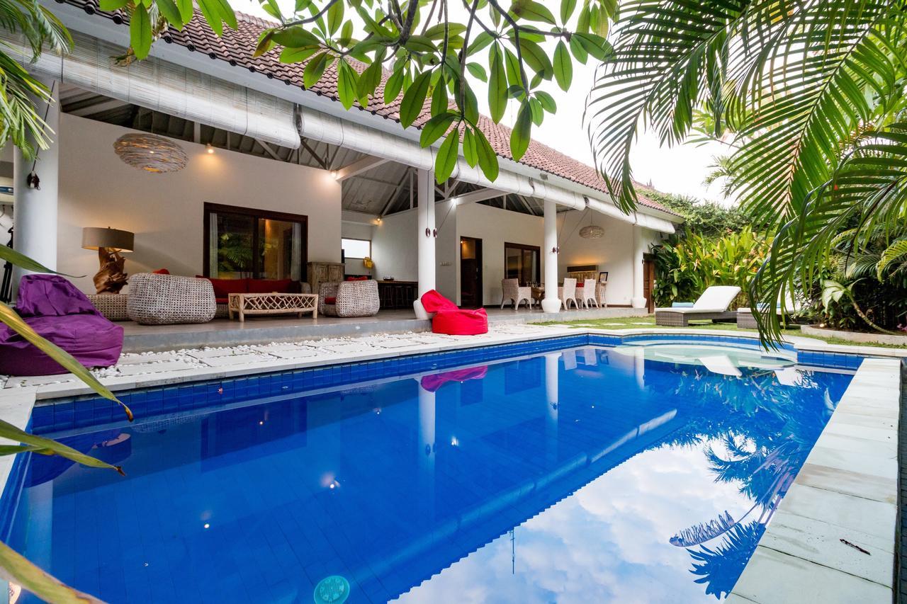 Villa Camelia Seminyak  Luaran gambar